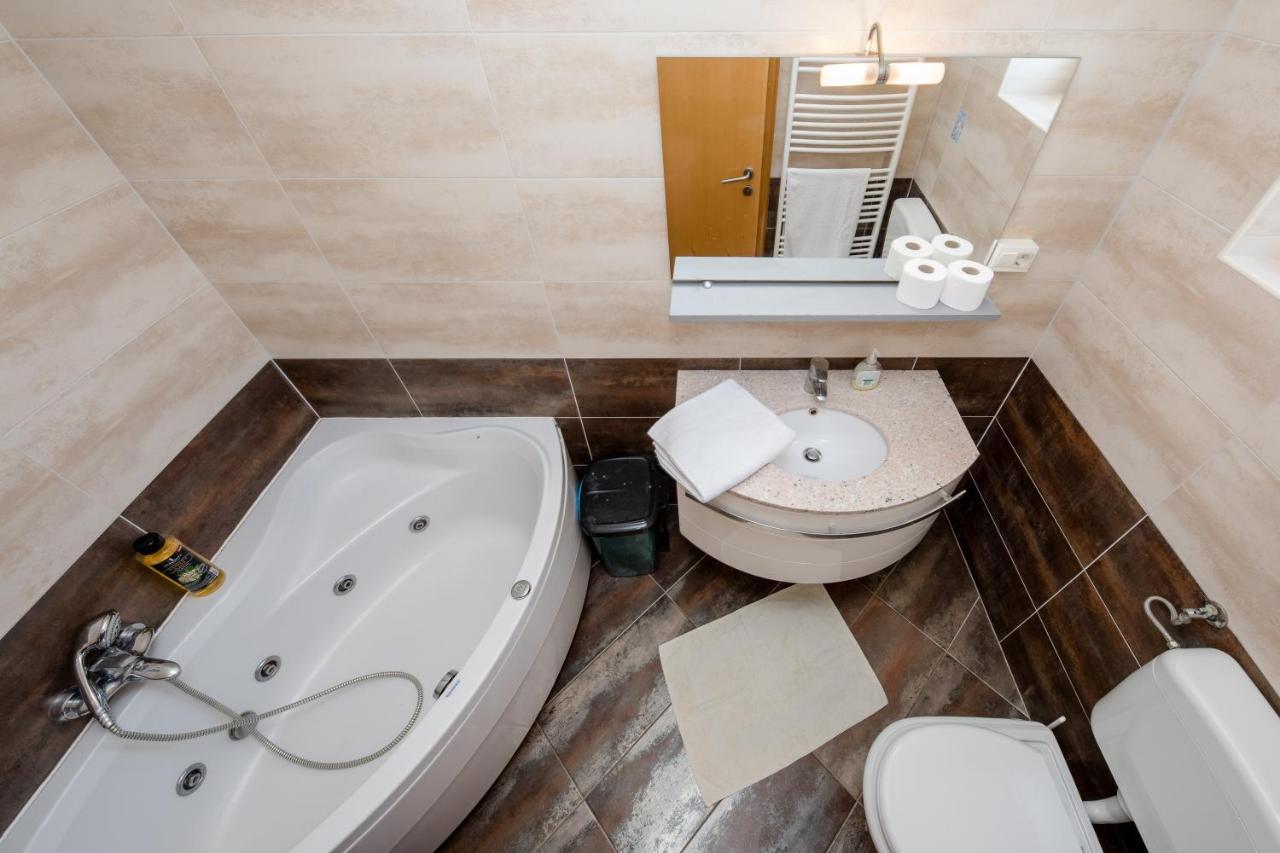 Double Room Supetarska Draga - Gornja 11579A ราบ ภายนอก รูปภาพ